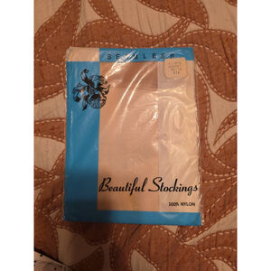 Vintage 1960s Beautiful Stockings Seamless Nylons 9 1/2-10